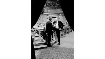 Gunnar Sträng och Olof Palme i Förstakammarsalen