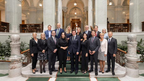 Riksdagstyrelsen. I trapphallen. 2024.