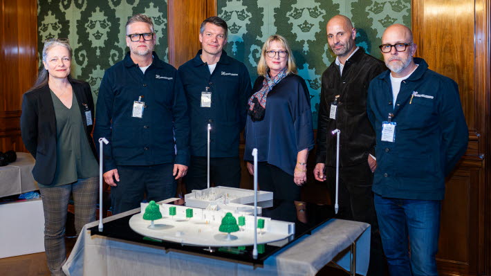 Mia Björckebaum, Oscar Engberg, Gustav Löfgren, Rebecka Nolmark, Samir Alj Fält, Jesper Cederlund i samband med överlämnandet av utredningen om bevarandet och tillgängliggörandet av Riksplan.