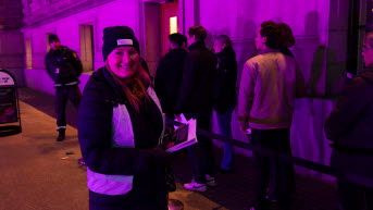 Empolyees outside the Riksdag buildning