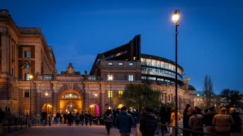 The Riksdag buildning by night